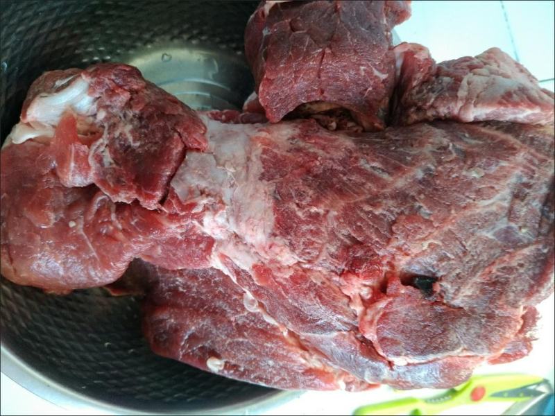 牛腿肉新鲜现杀原切黄牛农家散养生鲜火锅食材生牛肉减脂肉类