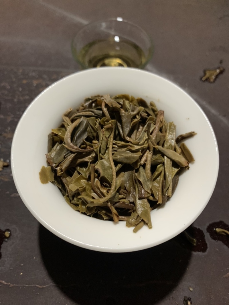 易武蟒蛇箐早春普洱茶生茶200克饼茶兴源茶厂