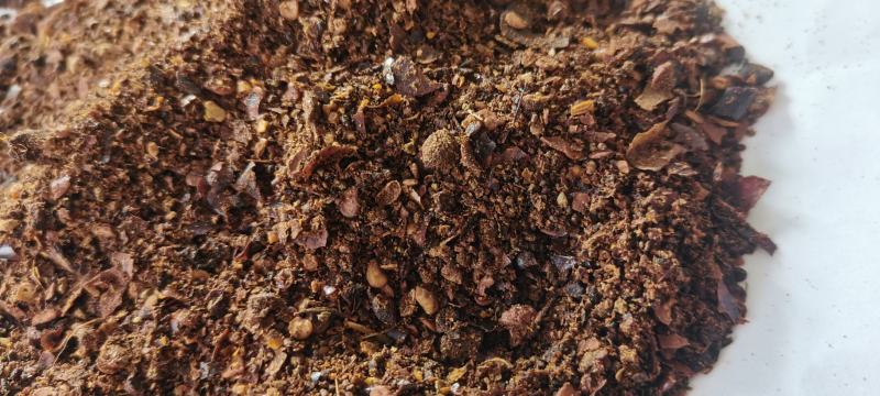 优质辣椒粕适用于蛋鸡饲养厂家直发量大优惠欢迎选购