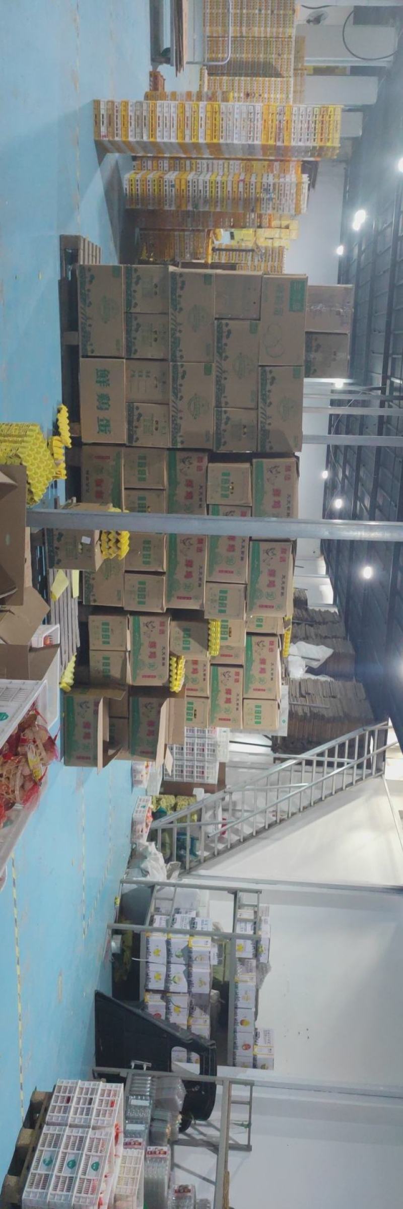 四川省内鸡蛋批发普通粉蛋鲜鸡蛋红心蛋便宜鸡蛋的饲料蛋