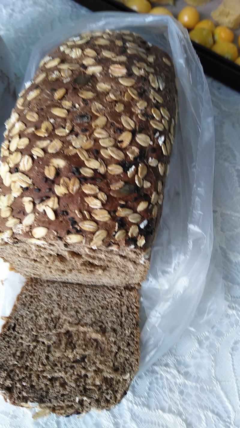 俄罗斯全麦粗粮营养大列巴面包黑麦无油无蔗糖吐司500克健