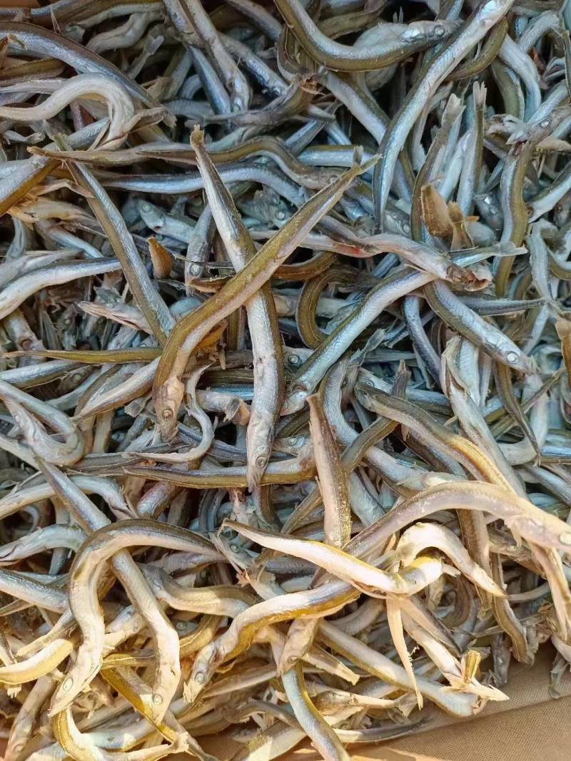 银针鱼，煎，炸，一箱净重，8.5斤左右，一手货源。
