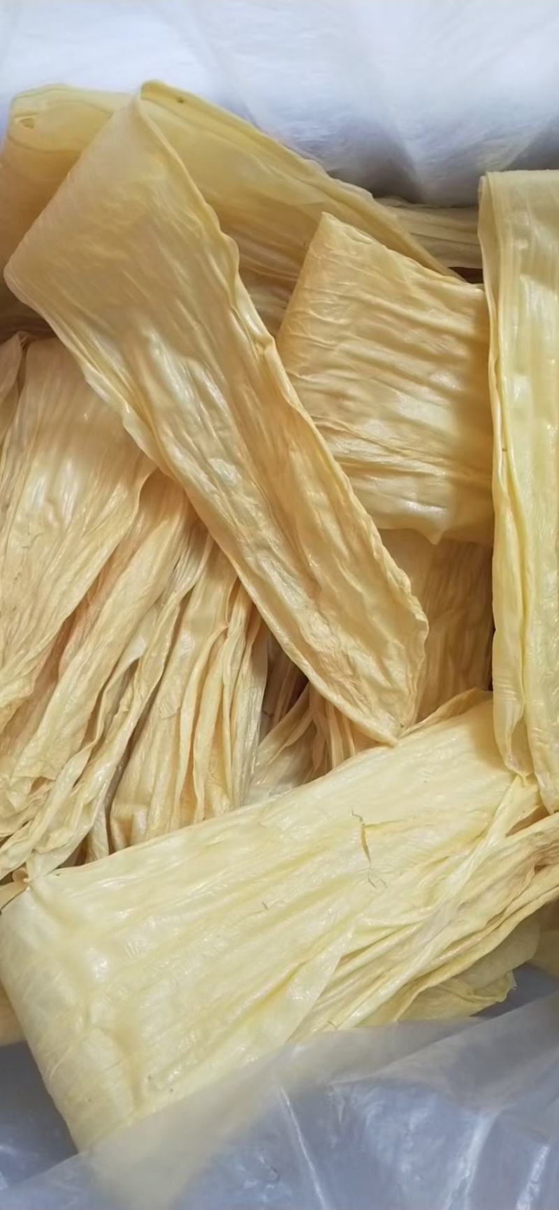 用大豆制作的腐竹批发出售，量大，有需要的联系我，