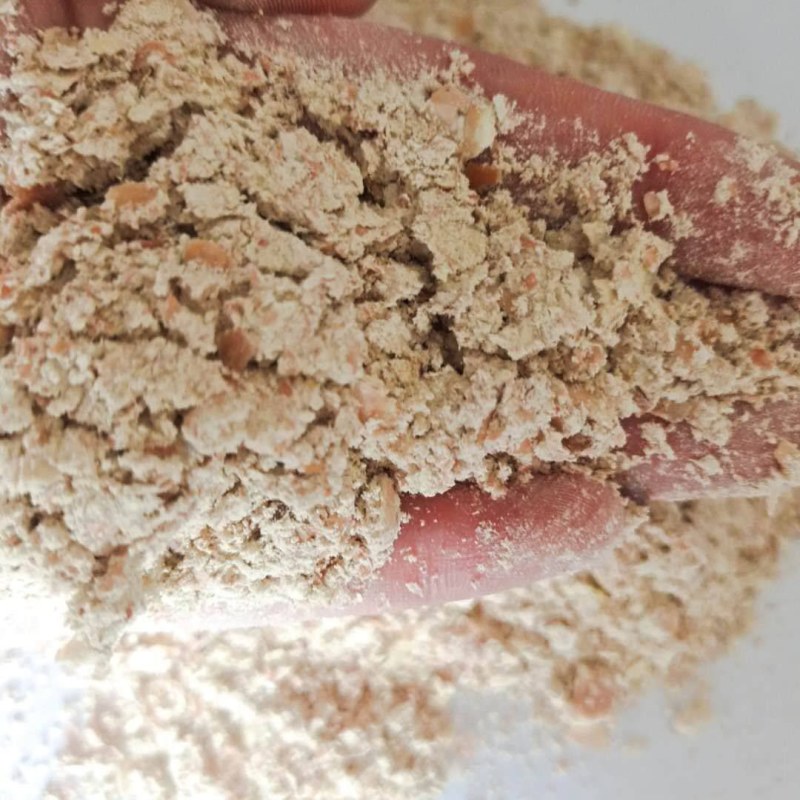 玉米饼饲料精品玉米次粉，鸡鸭鹅专用饲料
