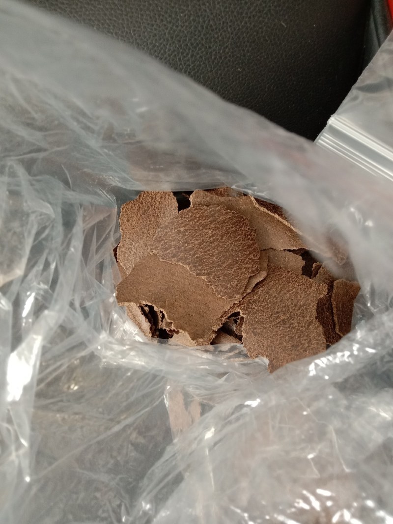 薄片儿花生饼，味道浓厚，厂家一手货源，质量保证