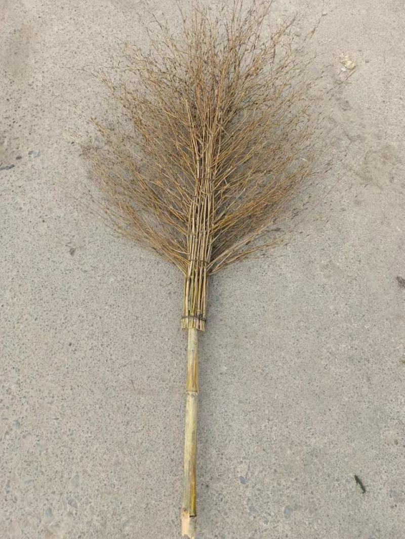 竹扫把