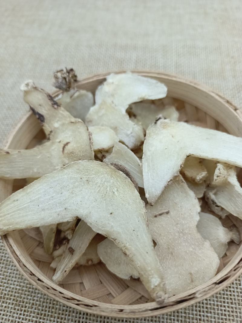 云南三叉白芨片颜色漂亮品质优良正品白芨中药材旱