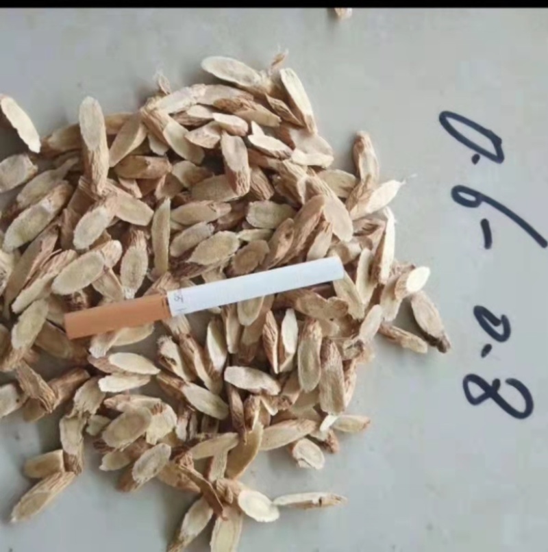 精选黄芪片基地直销甘肃黄芪价格优惠来电优