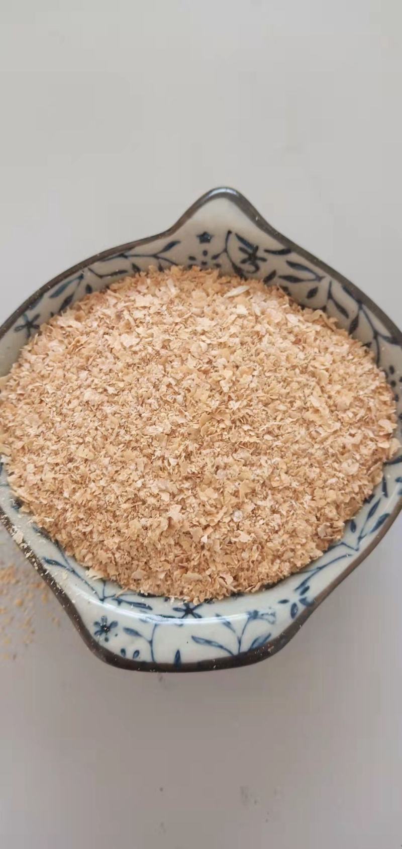 优质新鲜麦麸纯麦麸家禽家畜饲料原料厂家现货量大优惠