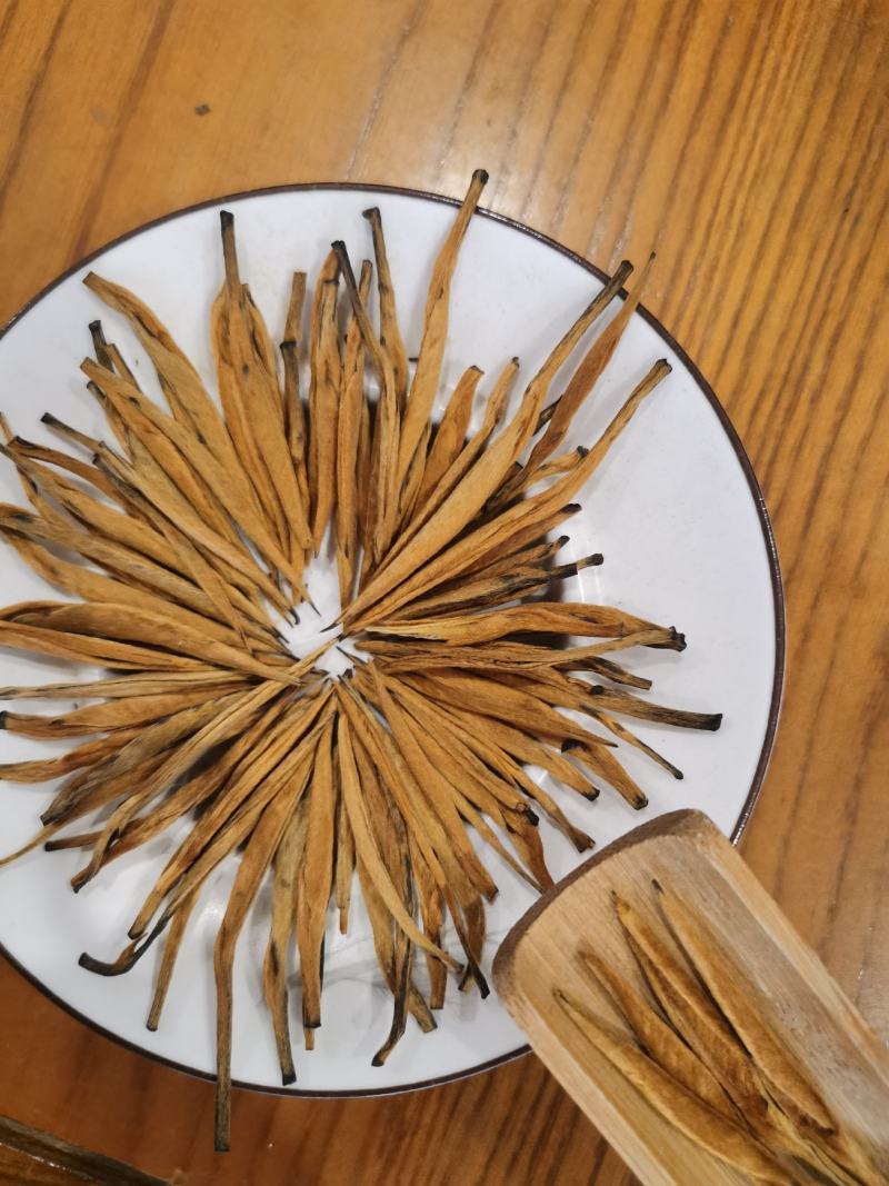 滇红茶特级古树红茶云南滇红大金针凤庆滇红