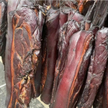 烟熏全干前腿腊肉（黄颜色黑颜色都有货）一手货源