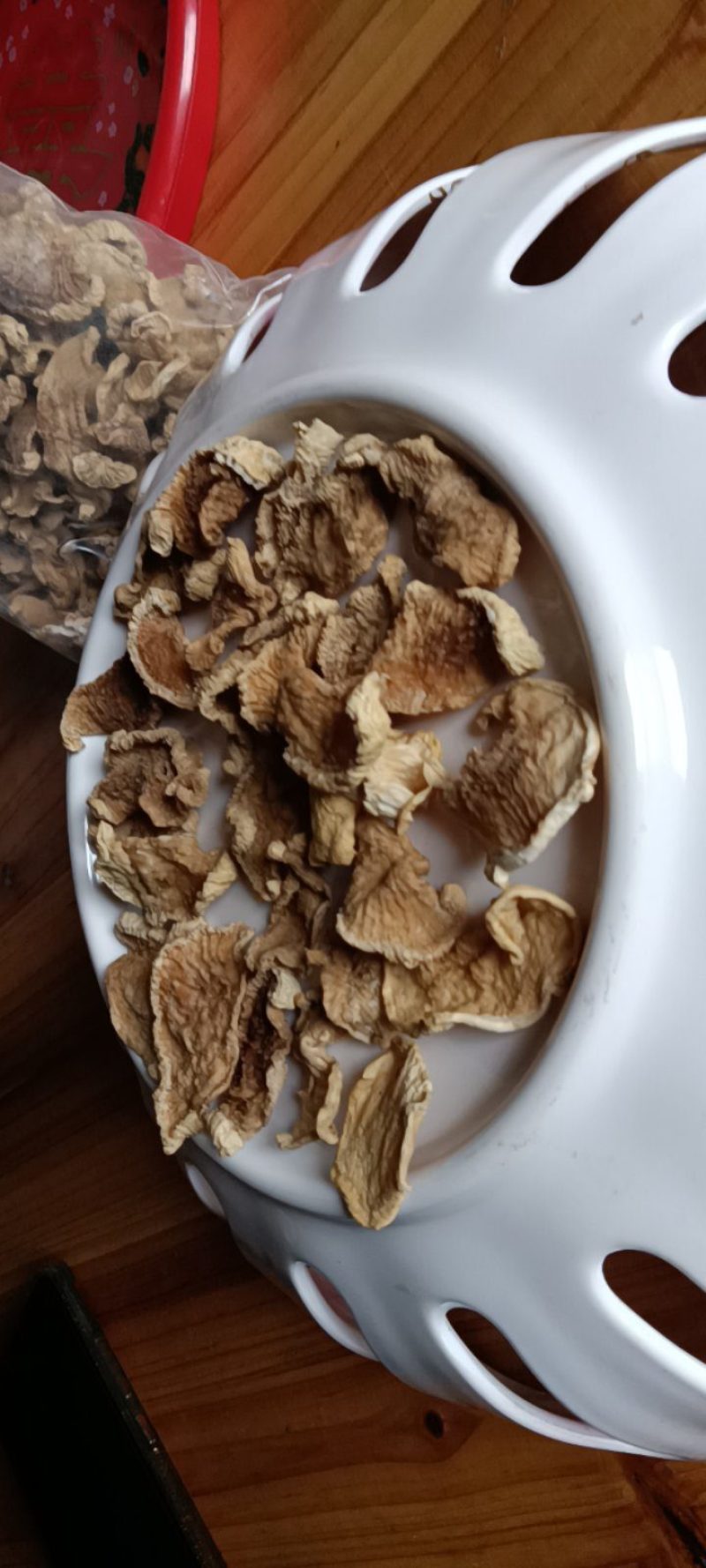 农家自制的日晒干罗卜片，250克为—件包邮。