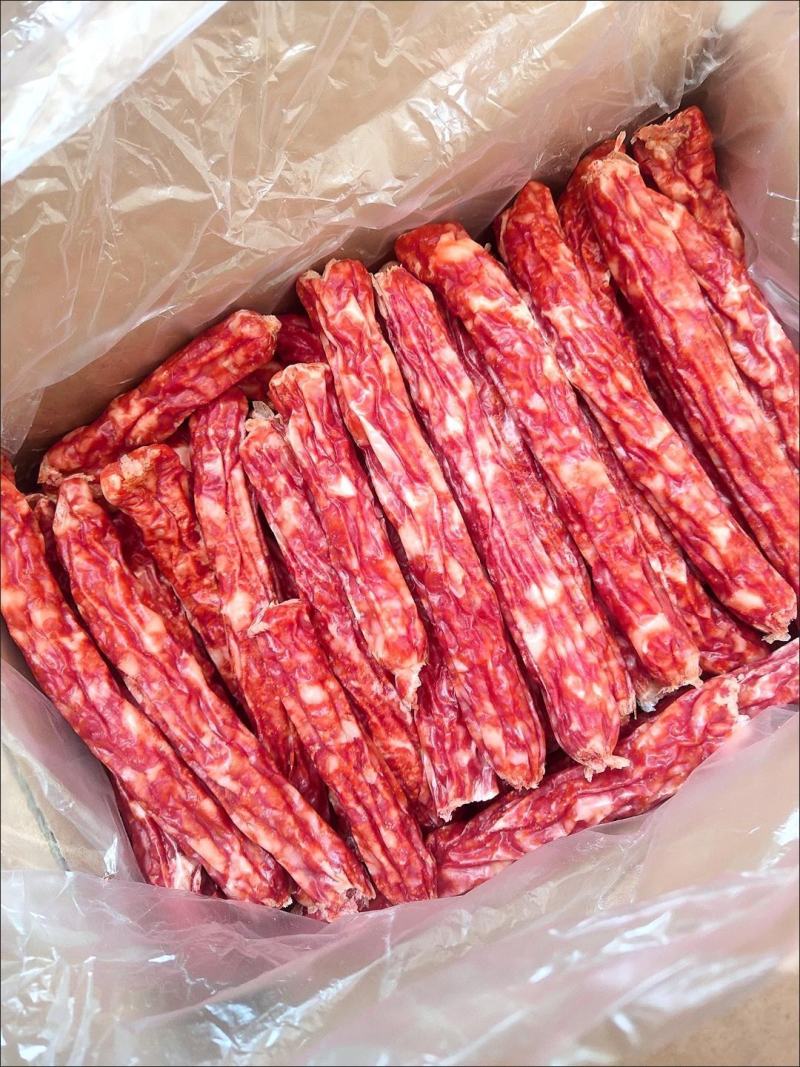 批发10斤广式腊肠广味肠风味肠香肠煲仔饭烤肠腊肉广东江门