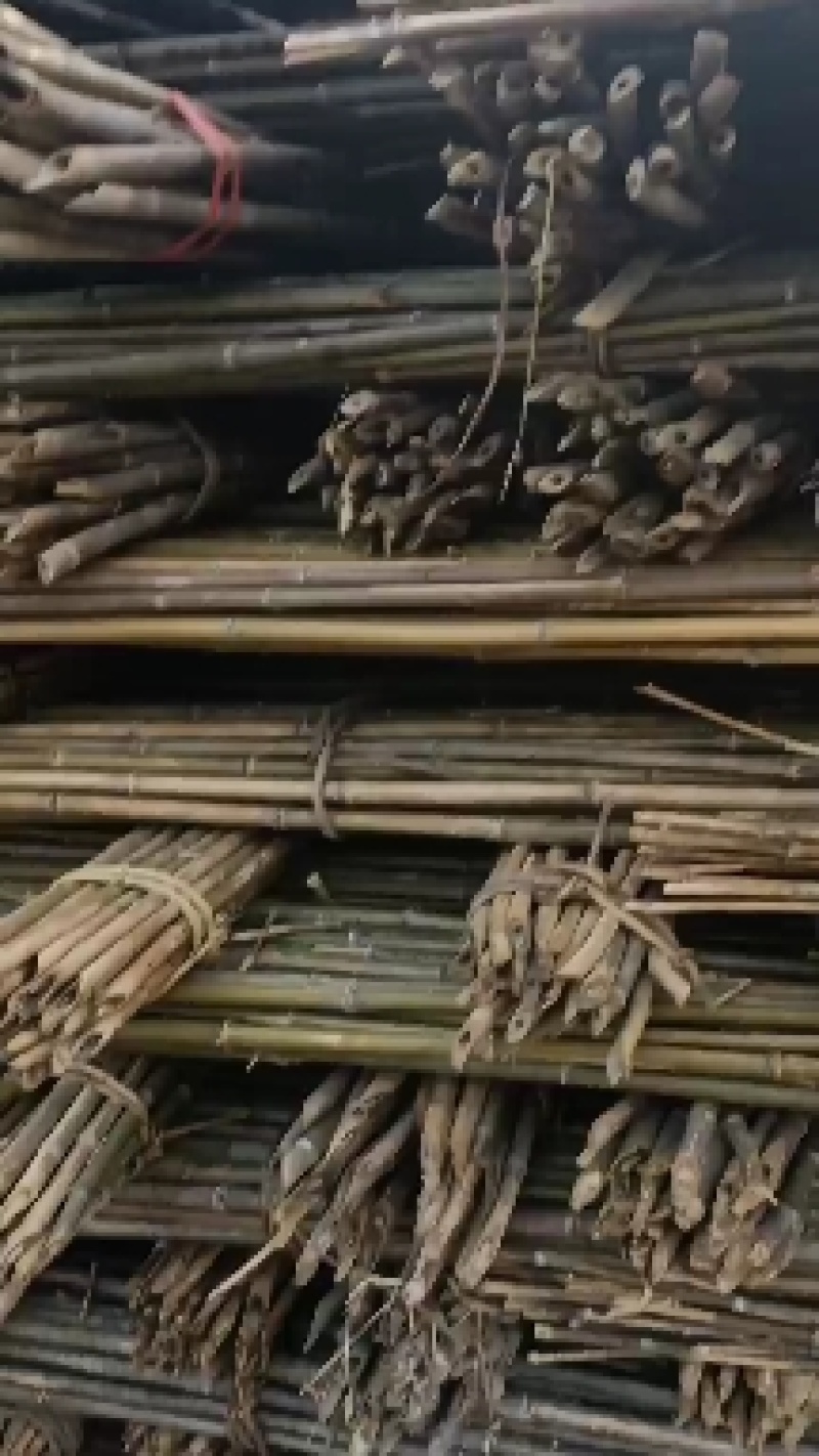 4—5米竹竿，原产地直销，质量保证，价格优惠。