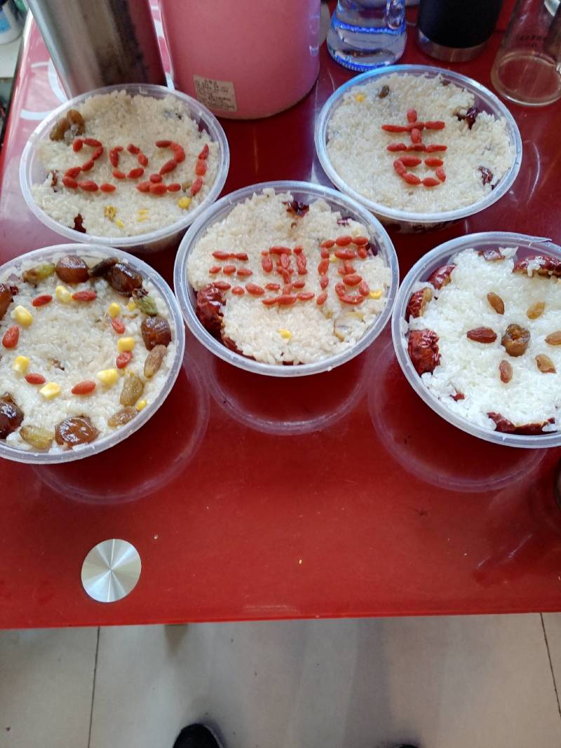 批发香甜糯米【八宝饭】，专业生产，供应酒店商超等，诚招代理