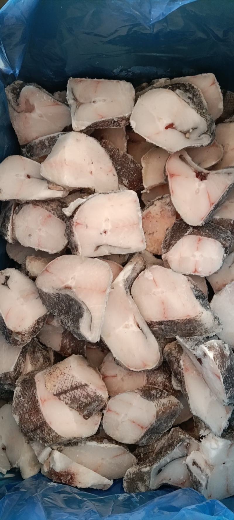 工厂直销店干冰鳕鱼片鳕鱼小块鳕鱼碎肉