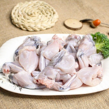 新鲜牛蛙腿牛蛙肉无冰衣烧烤商店批发真空打包