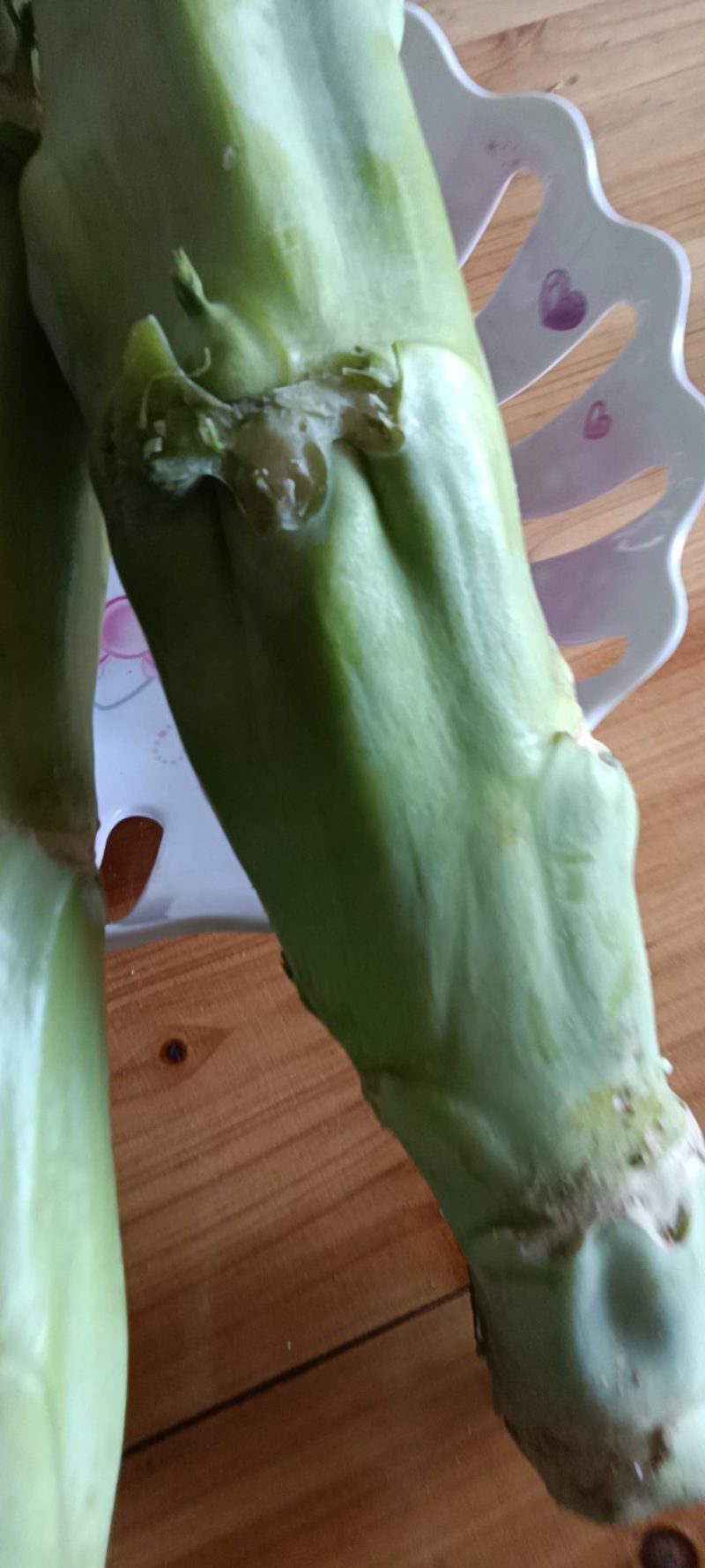 农民自种的菜棒棒菜棒芯，新鲜好吃10斤为—件包邮。