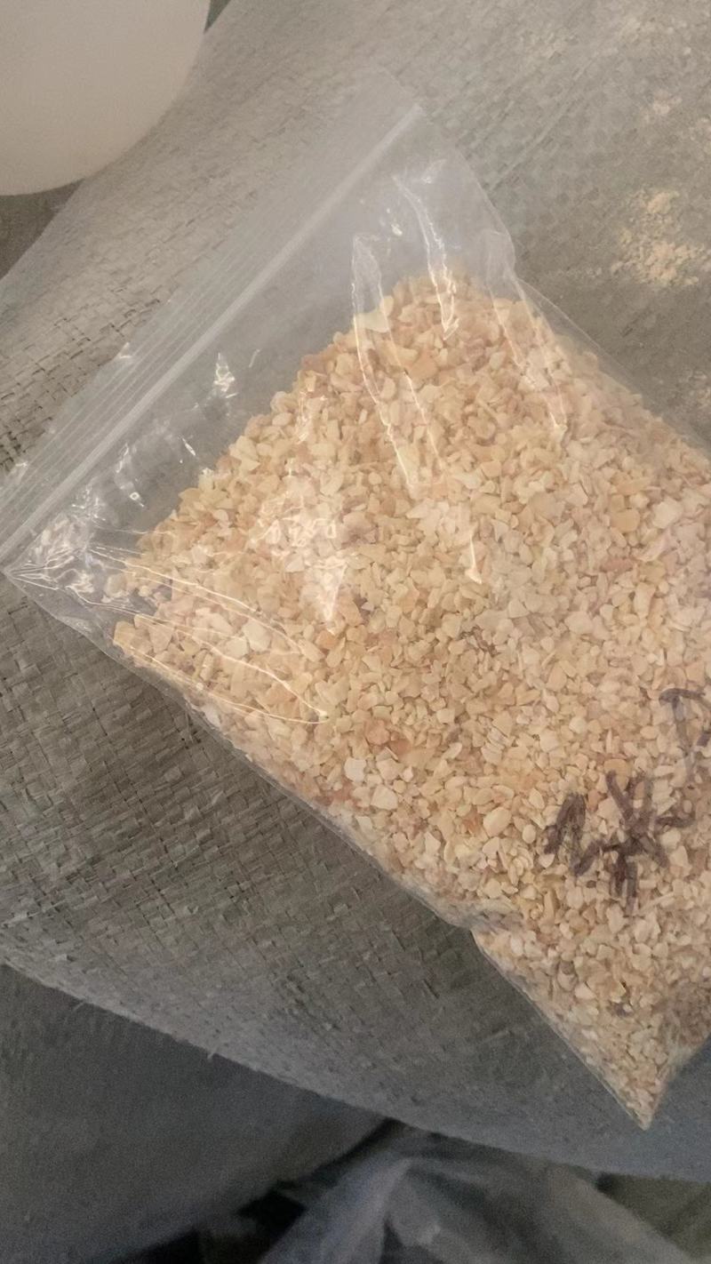 【热卖中】脱水蒜片，蒜粒蒜粉可对接烧烤批发市场可视频看货