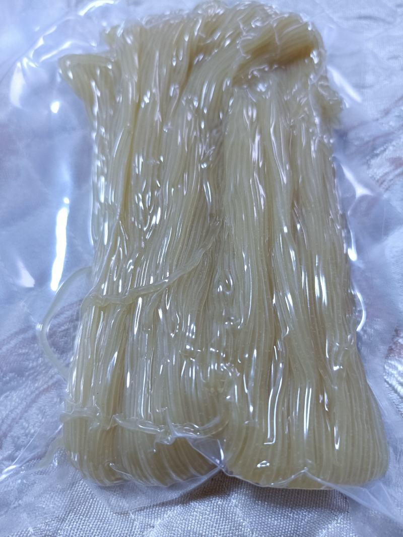 东北大冷面土豆粉过桥米线批发贴牌电商大面饼冷面社网红商超