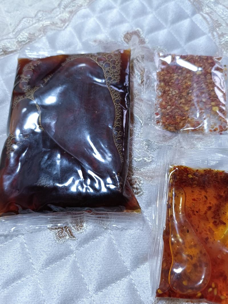 东北大冷面土豆粉过桥米线批发贴牌电商大面饼冷面社网红商超
