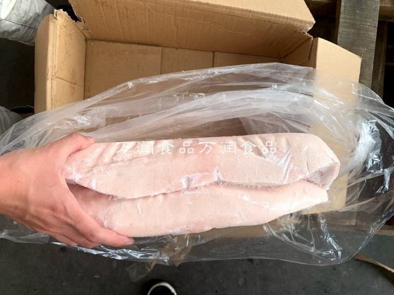 纯国产带皮精修槽头肉，大块，修的很干净，颜色好