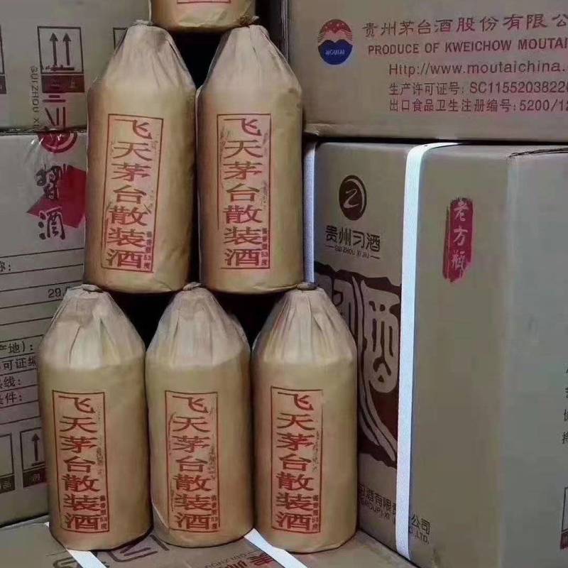 MT镇53°散装酒包装简约，内在酒质，贵在酒体