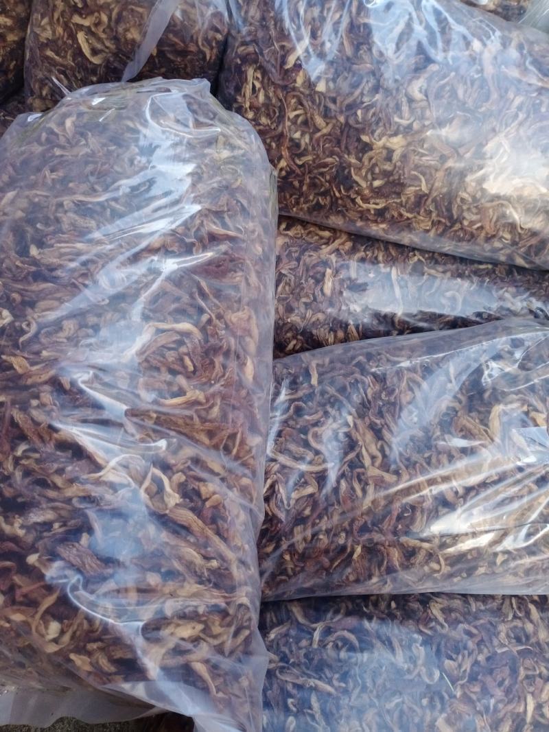 茄子干茄子条，茄子皮茄子片，没有碎的，好嫩。糯米茄子。