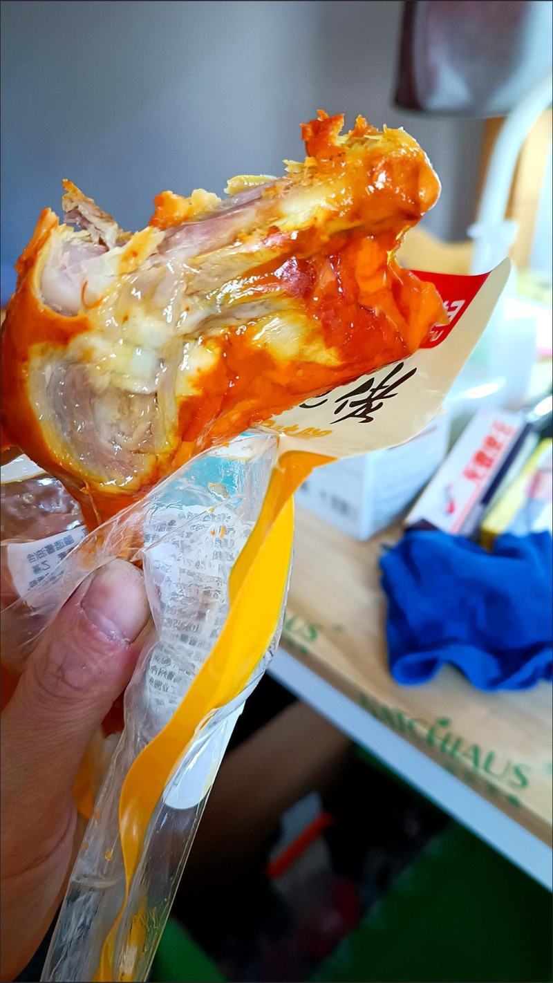 清真乡巴佬五香焗盐腿110g麻辣大鸭腿香辣腿休闲零食卤味