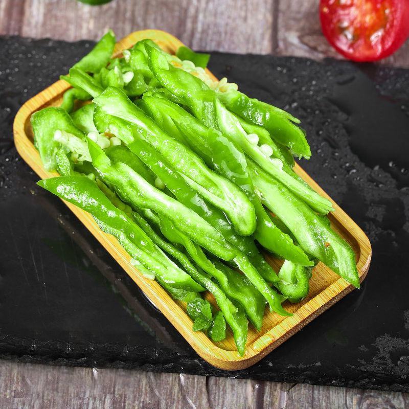 【青椒】辣椒新鲜蔬菜薄皮青椒牛角椒尖椒现摘青辣椒，包邮