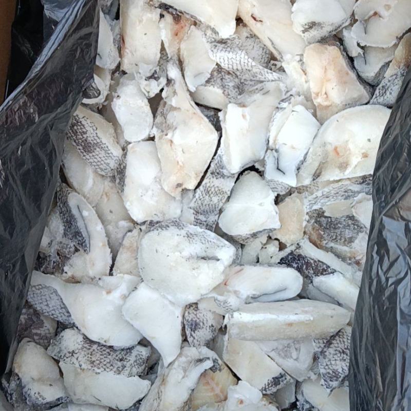 工厂直销店深海鳕鱼小块低价出售
