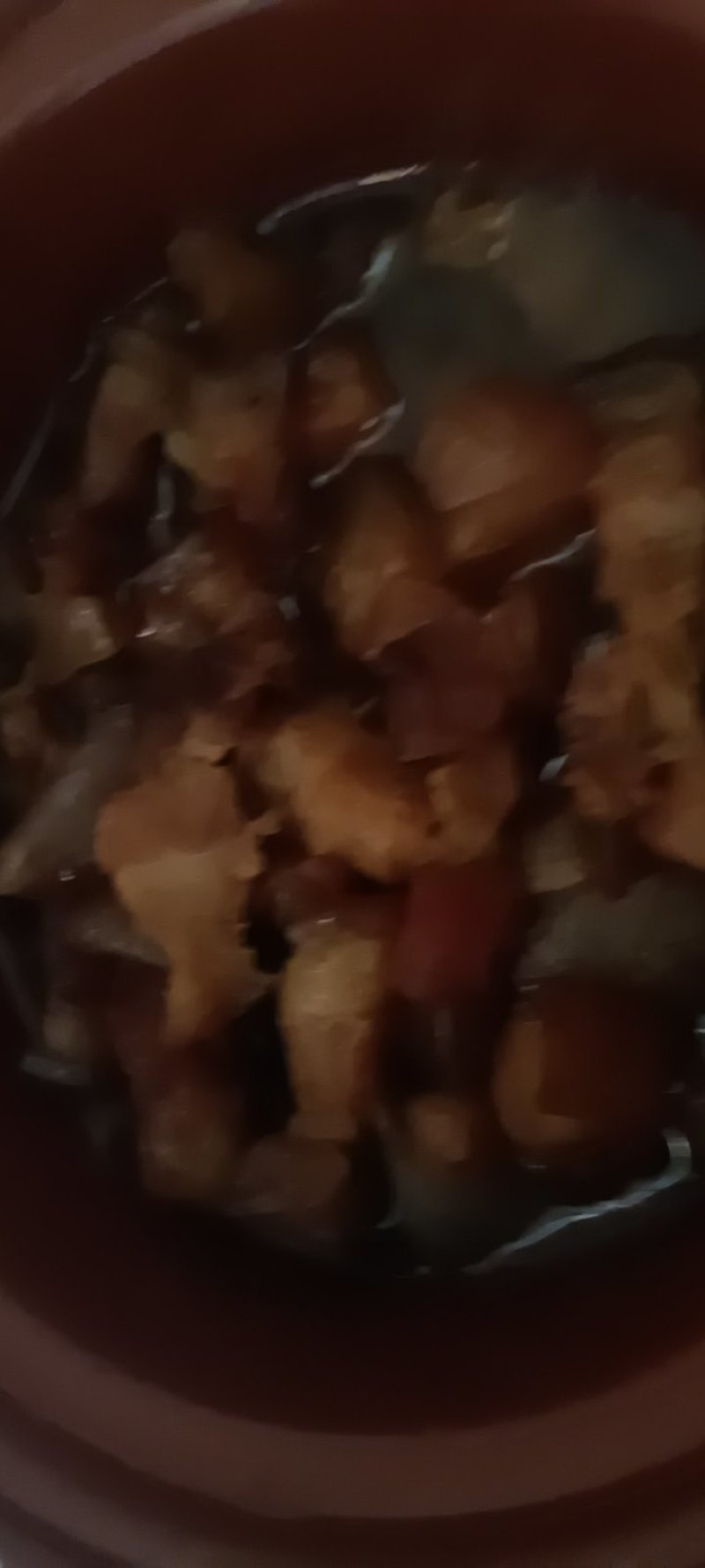 农家自养的驴现杀现发的土驴肉，1公斤左右为一件包邮。
