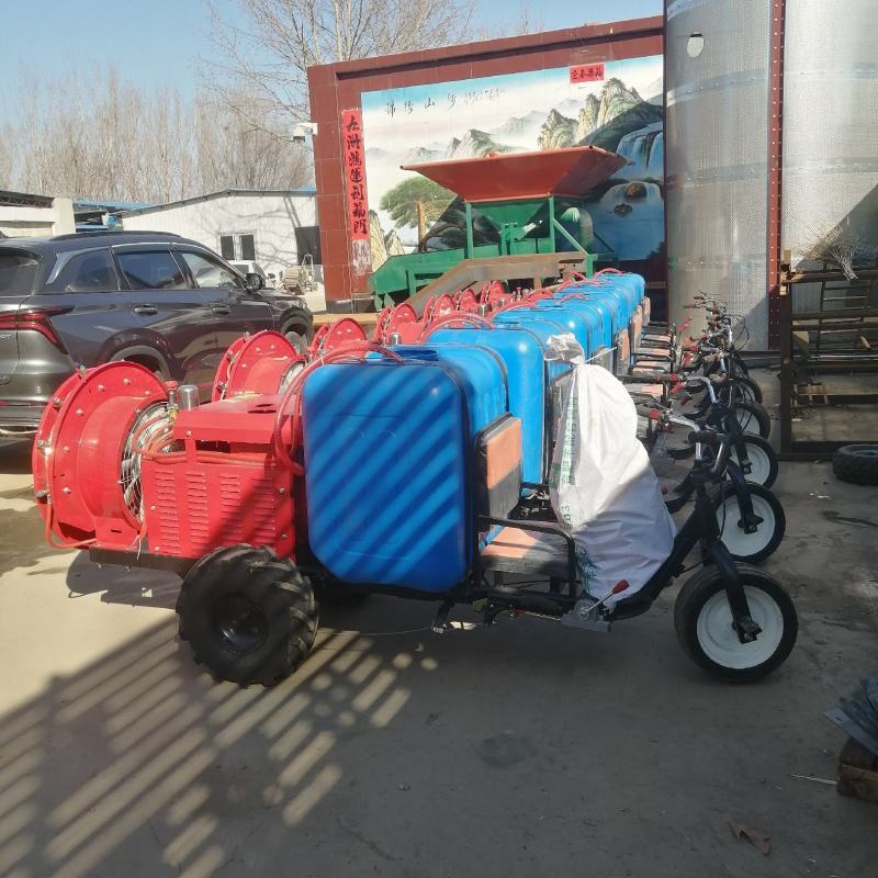 产地直销乘坐式风送打药机果园植保打药机欢迎电话联系