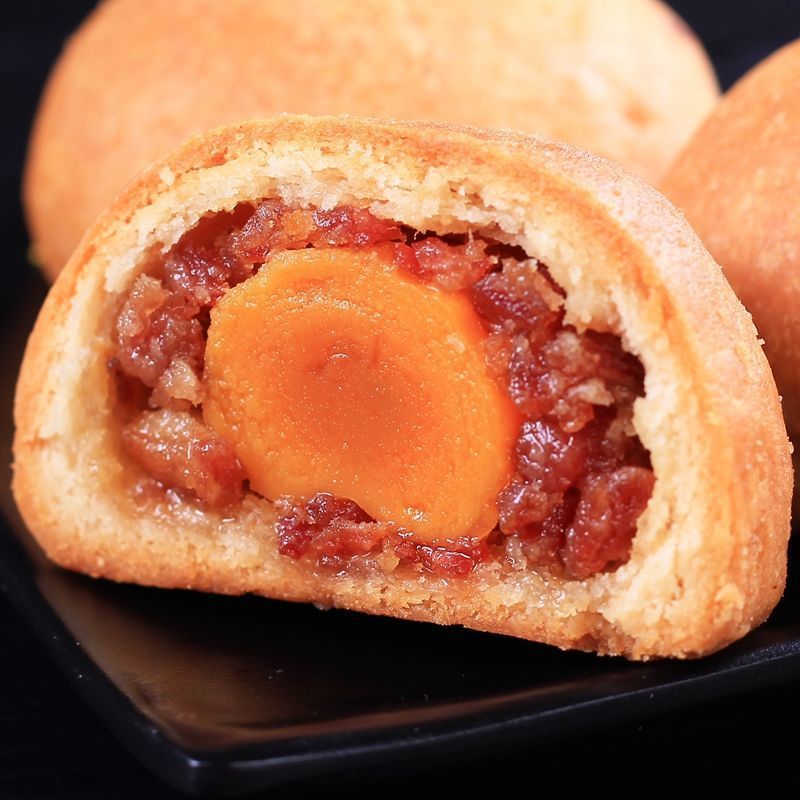 四味云腿月饼云南特产中秋节宣威火腿蛋黄大月饼礼盒散装送礼