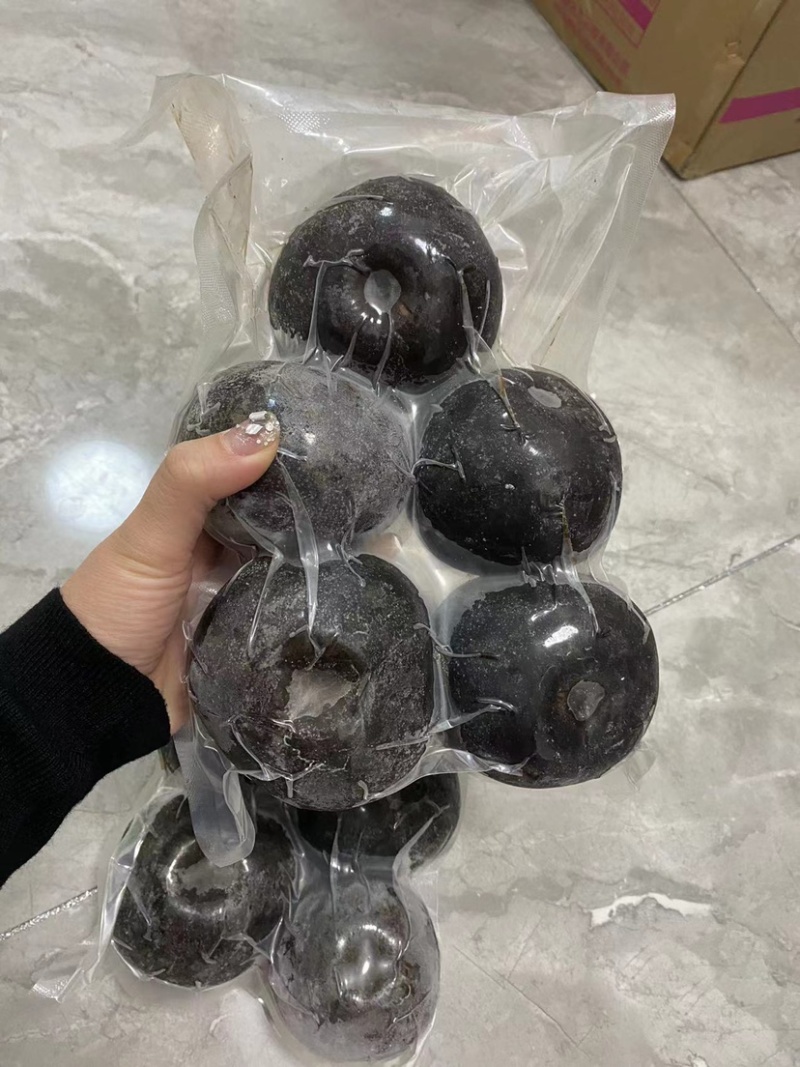 包邮东北大冻梨皮薄汁多味道甘甜一个梨一杯汁一件代发