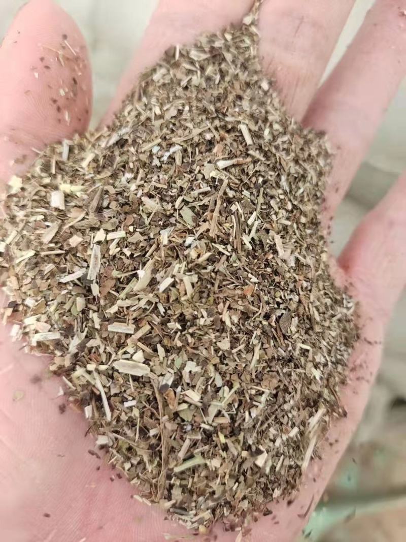 【热卖】常年出售:花生秧草粉，鸵鸟，鸭，兔，专用草粉饲料