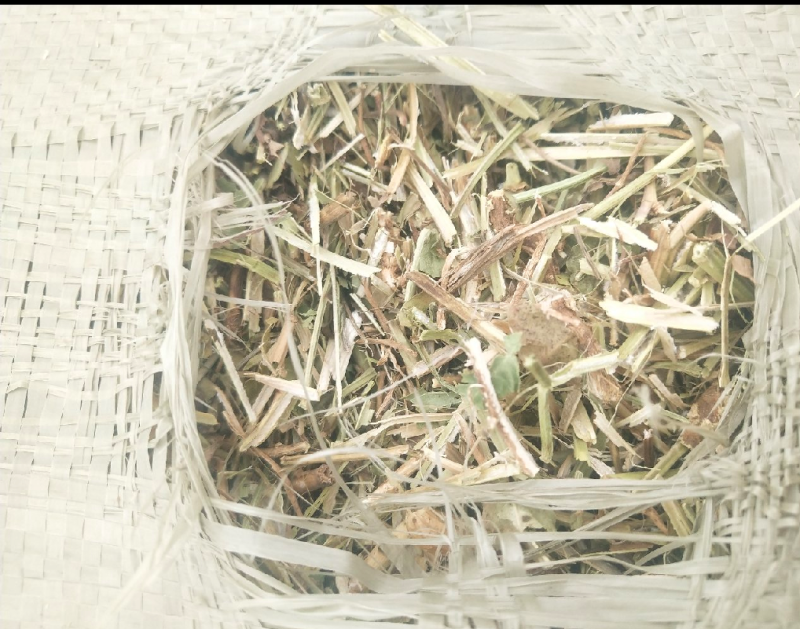 【牛商优选】常年出售:花生秧草，段，牛羊马驴草动物饲料