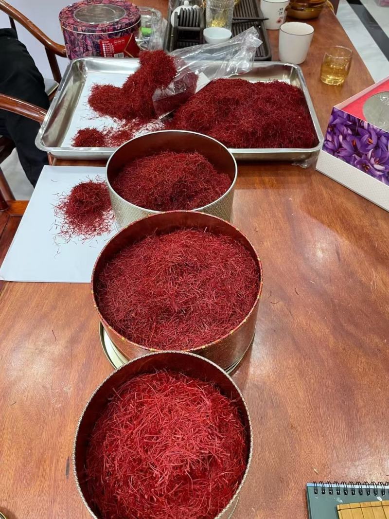 国产长丝藏红花含量高无压扁花丝自然舒量大从优