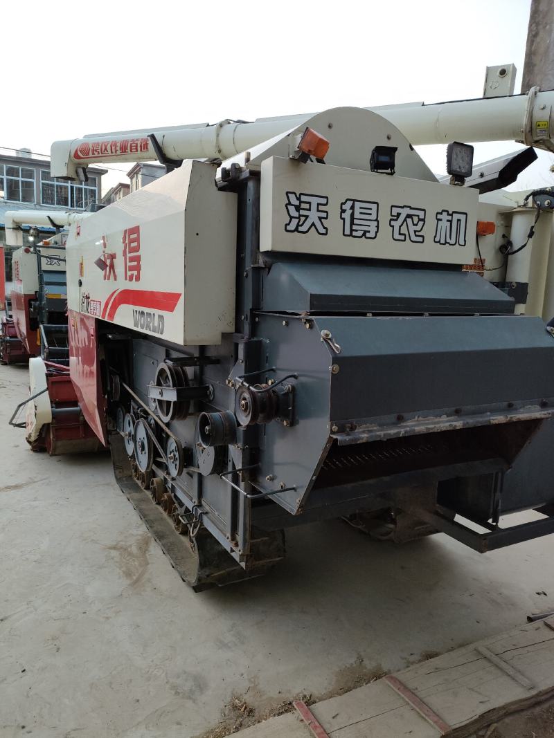 2019年沃得尊享版玉柴发动机两米二割台全车原版车况。