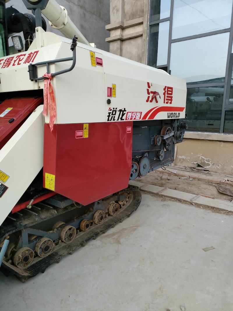 2019年沃得尊享版玉柴发动机两米二割台全车原版车况。