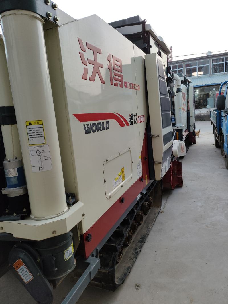 2019年沃得尊享版玉柴发动机两米二割台全车原版车况。