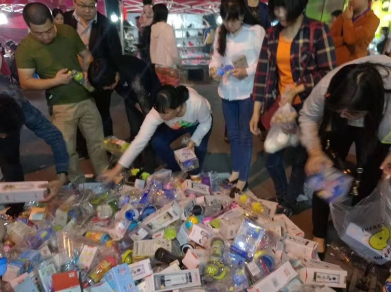 太空杯5元模式太空杯批发摔不破水杯地摊夜市赶大集热销