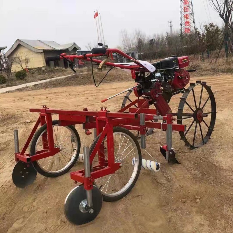 汽油自走式覆膜机西瓜小拱棚铺膜机起垄高垄地膜机盖膜机