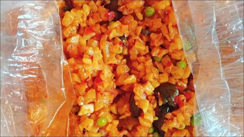 五仁酱丁酱菜整箱10斤商用批发5斤咸菜香辣萝卜干下饭菜萝