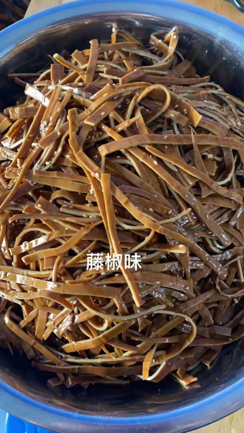 豆腐干4斤一袋，真空包装，保质期3个月，调料5个味道