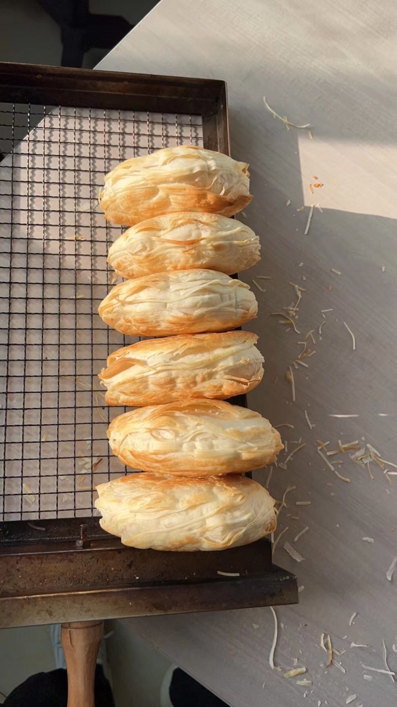 厂家直供老潼关肉夹馍冻饼饼坯，大企业好品质。