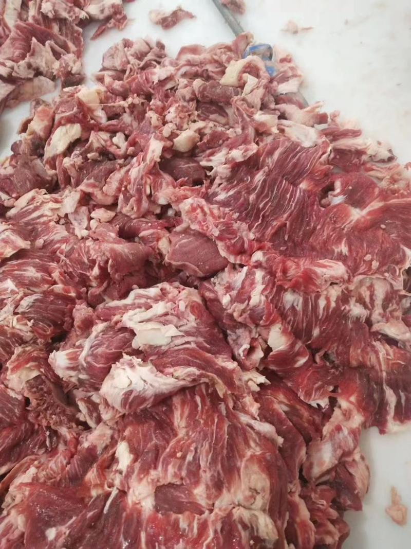 国产纯干牛碎肉，涮锅炒菜，质量有保证，欢迎进店选购