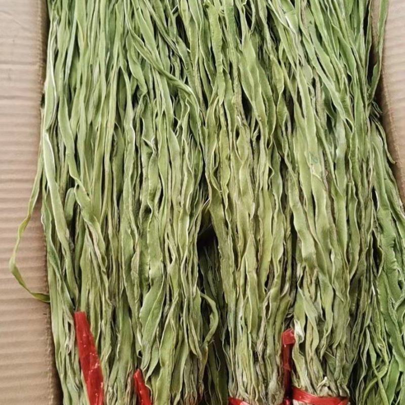 二级贡菜相比一级颜色上有些许变化其口感没有变化