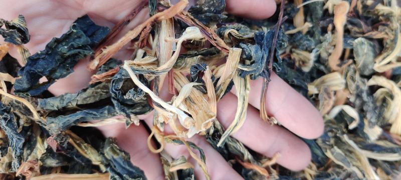 农家菜干，香，甜，干度好，煲汤煲粥都非常适合，请直接电话