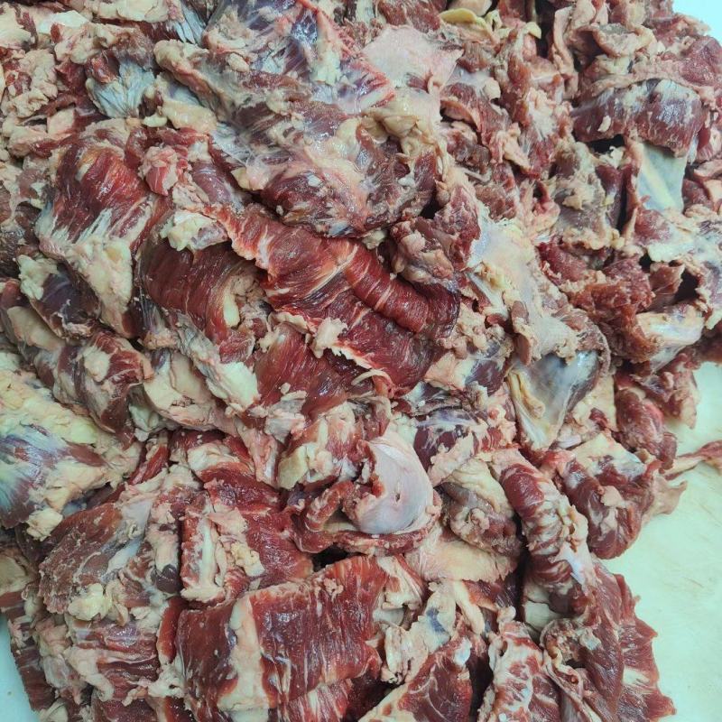 山东牛碎肉纯干牛碎肉量大诚信经营互惠互利欢迎选购